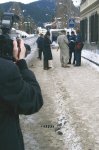 Einige Agenten versuchen, mit der gegnerischen Spionageabwehr in Kontakt zu treten.